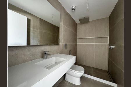 Casa de condomínio à venda com 230m², 3 quartos e 1 vagaSuíte 2 - Banheiro