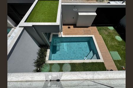 Casa de condomínio à venda com 230m², 3 quartos e 1 vagaSuíte 1 - Varanda