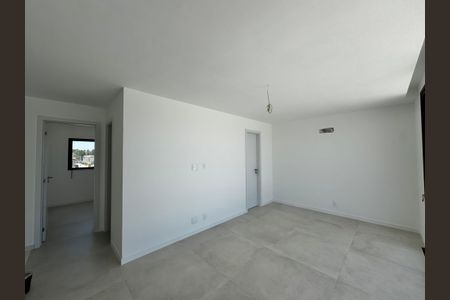 Casa de condomínio à venda com 230m², 3 quartos e 1 vagaSala - terceiro andar