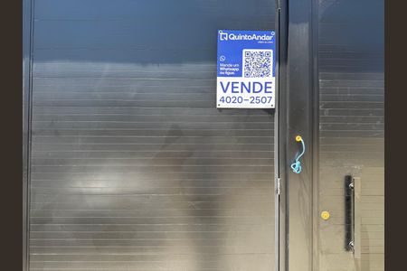 Casa de condomínio à venda com 230m², 3 quartos e 1 vagaPlaquinha Quinto Andar