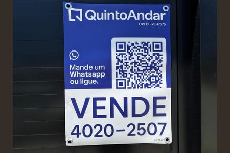 Casa de condomínio à venda com 230m², 3 quartos e 1 vagaZAHM-42