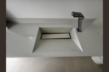 Casa de condomínio à venda com 230m², 3 quartos e 1 vagaLavabo