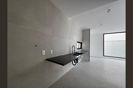 Casa de condomínio à venda com 230m², 3 quartos e 1 vagaCozinha