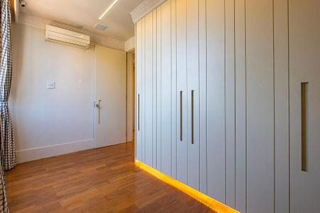 Apartamento à venda com 167m², 3 quartos e 1 vagaQuarto 2