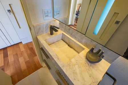 Apartamento à venda com 167m², 3 quartos e 1 vagaSuíte - Banheiro