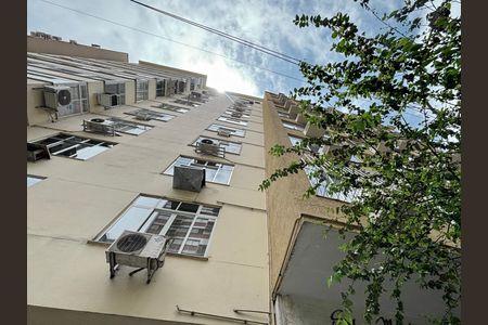 Apartamento à venda com 39m², 1 quarto e sem vaga Apartamento à venda com 39m², 1 quarto e sem vagaFachada