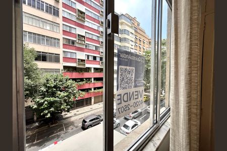 Apartamento à venda com 39m², 1 quarto e sem vaga Apartamento à venda com 39m², 1 quarto e sem vagaPlaca