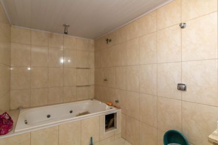 Casa à venda com 150m², 2 quartos e 2 vagas Casa à venda com 150m², 2 quartos e 2 vagasBanheiro da Suíte