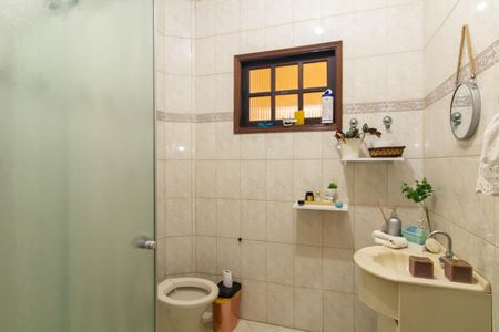 Casa à venda com 150m², 2 quartos e 2 vagas Casa à venda com 150m², 2 quartos e 2 vagasBanheiro 2