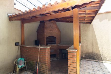 Casa à venda com 150m², 2 quartos e 2 vagas Casa à venda com 150m², 2 quartos e 2 vagasChurrasqueira