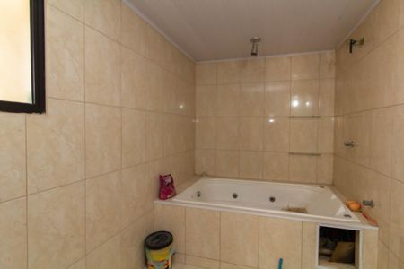 Casa à venda com 150m², 2 quartos e 2 vagas Casa à venda com 150m², 2 quartos e 2 vagasBanheiro da Suíte