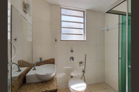 Apartamento para alugar com 65m², 2 quartos e sem vaga Apartamento para alugar com 65m², 2 quartos e sem vagaBanheiro