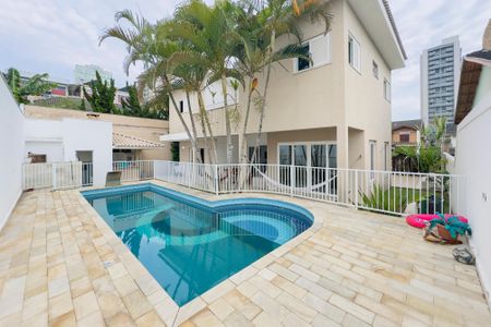 Casa de condomínio para alugar com 570m², 8 quartos e 6 vagas Casa de condomínio para alugar com 570m², 8 quartos e 6 vagasÁrea comum