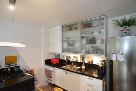 Cozinha de apartamento à venda com 1 quarto, 65m² em Barra da Tijuca, Rio de Janeiro