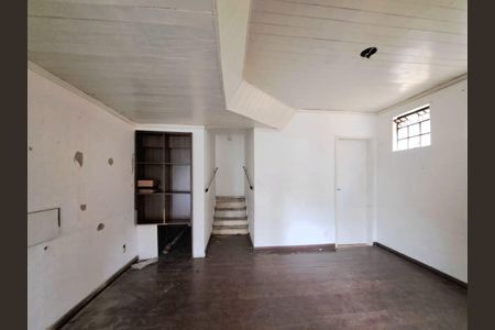 Casa à venda com 4 quartos, 220m² em Santa Lúcia, Belo Horizonte