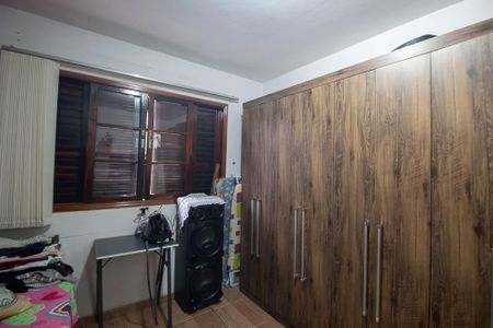 Casa à venda com 92m², 2 quartos e 2 vagas Casa à venda com 92m², 2 quartos e 2 vagasQuarto 2