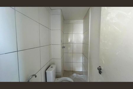 Apartamento para alugar com 3m², 2 quartos e sem vagaBanheiro