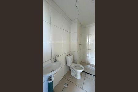 Apartamento para alugar com 3m², 2 quartos e sem vagaBanheiro