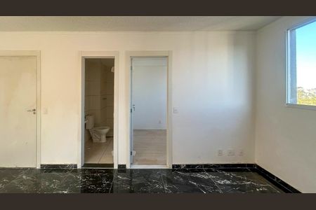 Apartamento para alugar com 3m², 2 quartos e sem vagaSala