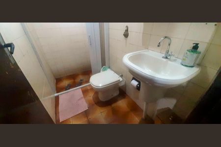 Casa à venda com 120m², 2 quartos e 2 vagas