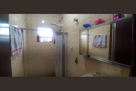 Casa à venda com 120m², 2 quartos e 2 vagas Casa à venda com 120m², 2 quartos e 2 vagasBanheiro Social