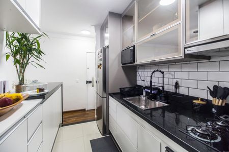 Apartamento à venda com 80m², 3 quartos e 2 vagasCozinha