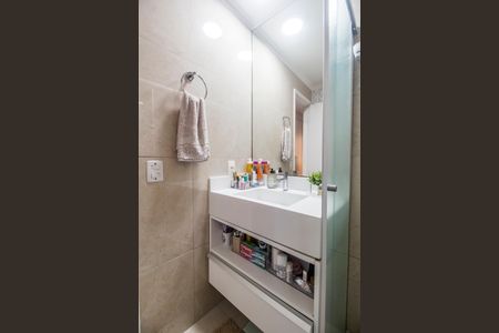 Apartamento à venda com 80m², 3 quartos e 2 vagasBanheiro da Suíte