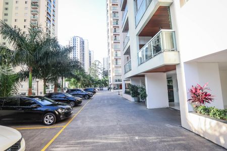 Apartamento à venda com 110m², 3 quartos e 2 vagas Apartamento à venda com 110m², 3 quartos e 2 vagasGaragem