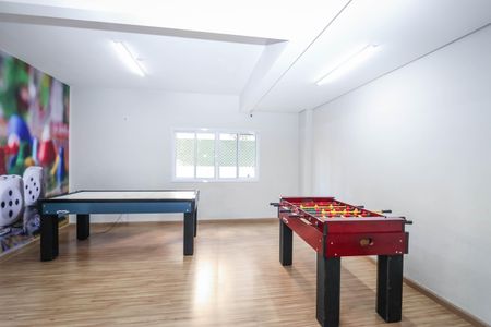 Apartamento à venda com 110m², 3 quartos e 2 vagas Apartamento à venda com 110m², 3 quartos e 2 vagasSala de Jogos