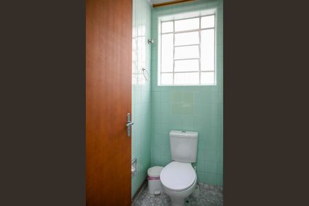 Casa à venda com 116m², 2 quartos e 6 vagas Casa à venda com 116m², 2 quartos e 6 vagasLavabo