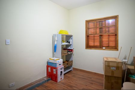 Casa à venda com 116m², 2 quartos e 6 vagas Casa à venda com 116m², 2 quartos e 6 vagasQuarto 2