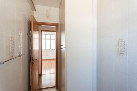 Apartamento à venda com 70m², 2 quartos e sem vagaBanheiro