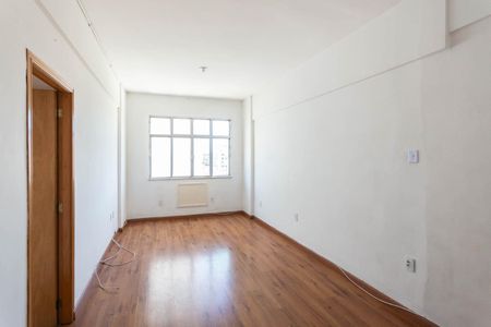 Apartamento à venda com 70m², 2 quartos e sem vagaSala