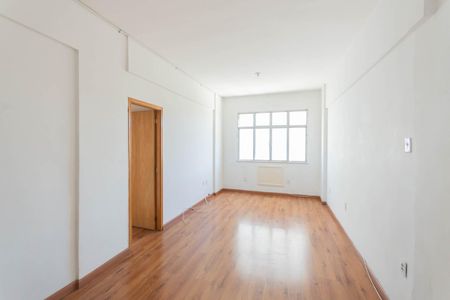 Sala de apartamento para alugar com 2 quartos, 70m² em Praça da Bandeira, Rio de Janeiro