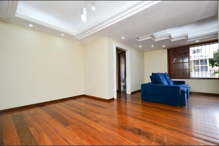 Casa à venda com 250m², 3 quartos e 4 vagasSala de Estar