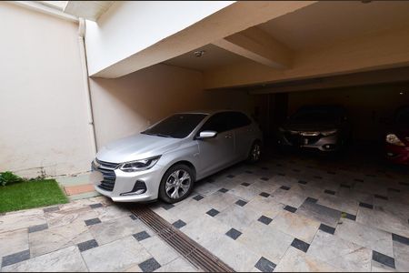 Casa à venda com 250m², 3 quartos e 4 vagasGaragem