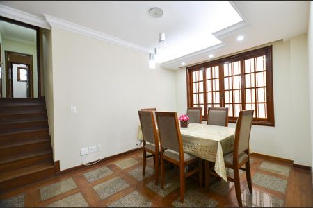 Casa à venda com 250m², 3 quartos e 4 vagasSala de Jantar