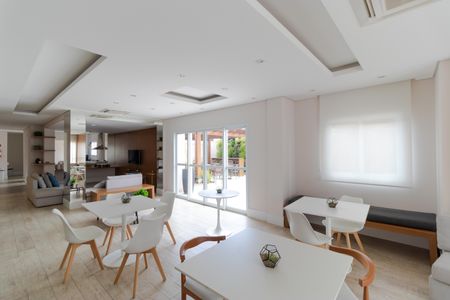 Apartamento para alugar com 75m², 2 quartos e 2 vagasÁrea comum - Salão de festas