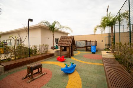 Apartamento para alugar com 75m², 2 quartos e 2 vagasÁrea comum - Playground