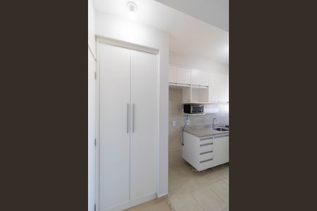 Apartamento para alugar com 75m², 2 quartos e 2 vagasCozinha
