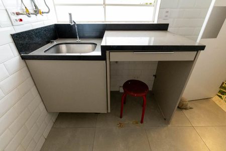 Apartamento para alugar com 130m², 2 quartos e 1 vagaÁrea de Serviço