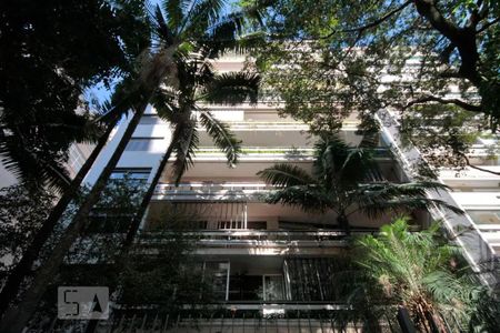 Apartamento para alugar com 130m², 2 quartos e 1 vagaFachada