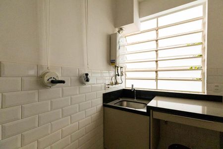 Apartamento para alugar com 130m², 2 quartos e 1 vagaÁrea de Serviço