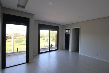 Casa à venda com 215m², 5 quartos e 2 vagasSuite