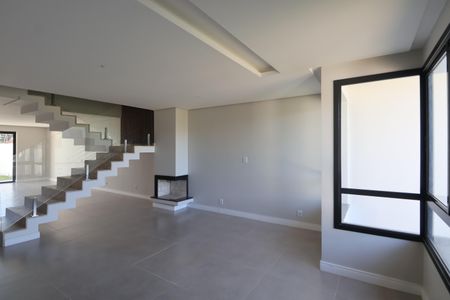 Sala de casa à venda com 5 quartos, 215m² em Harmonia, Canoas