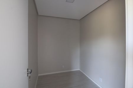 Casa à venda com 215m², 5 quartos e 2 vagasCloset