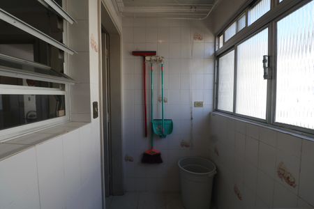 Apartamento para alugar com 93m², 3 quartos e 1 vagaÁrea de Serviço