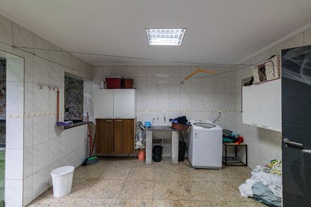 Casa à venda com 300m², 4 quartos e 4 vagasÁrea de Serviço