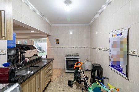 Casa à venda com 300m², 4 quartos e 4 vagasCozinha Externa