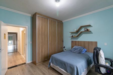 Casa à venda com 300m², 4 quartos e 4 vagasSuíte 3